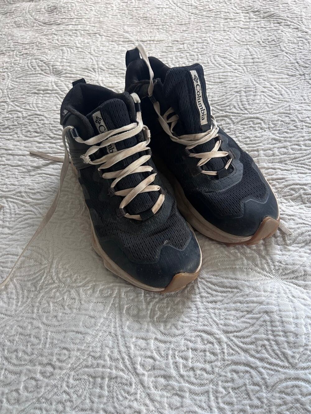 Columbia Hiking boots Mens size 7, AS IS